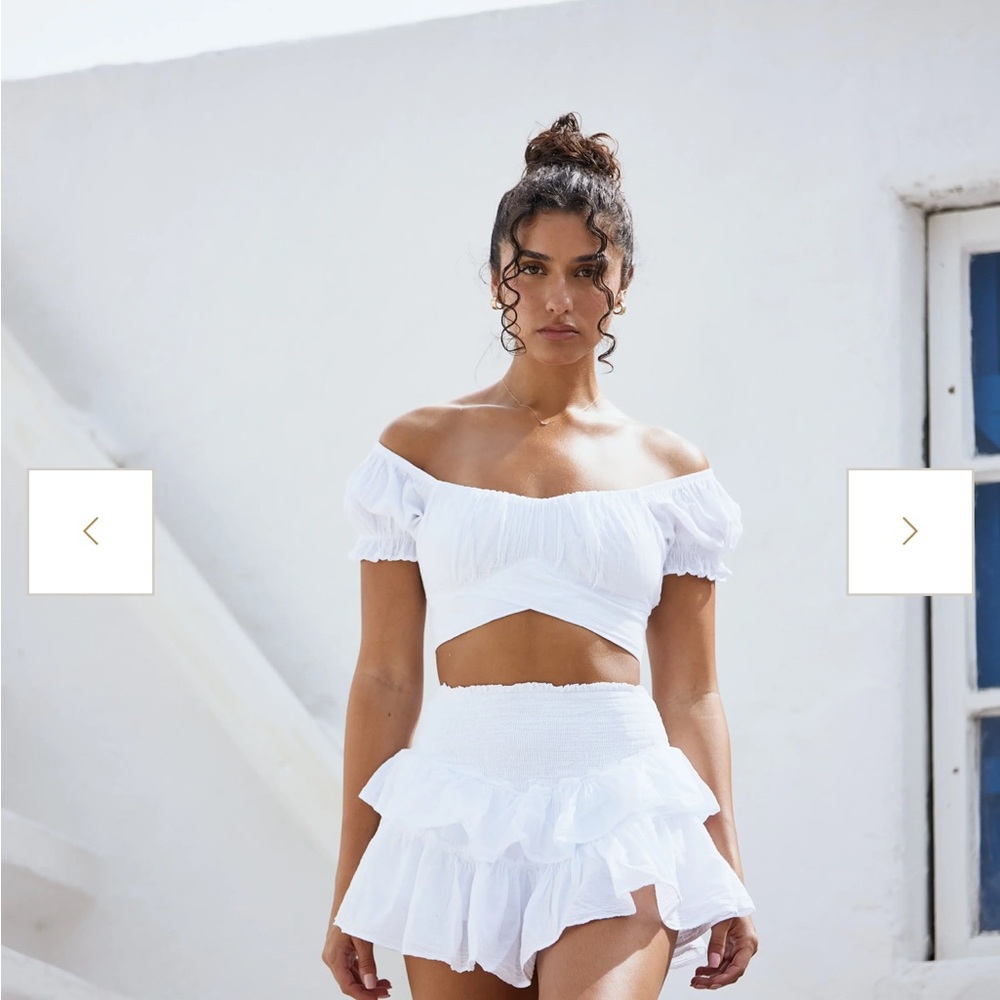 White Cotton Boho Crop Top with Puff Sleeve Back Bow Ruffle Neckline Beach